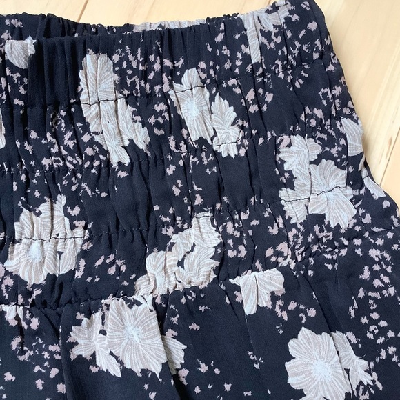 Edc Floral Skirt size S - Picture 7 of 10